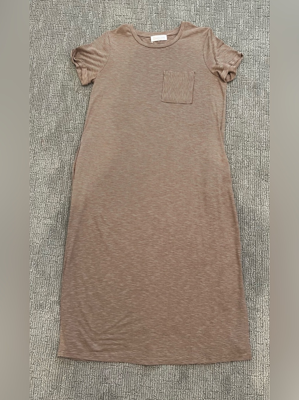 Relaxed Crewneck Midi Dress in Taupe